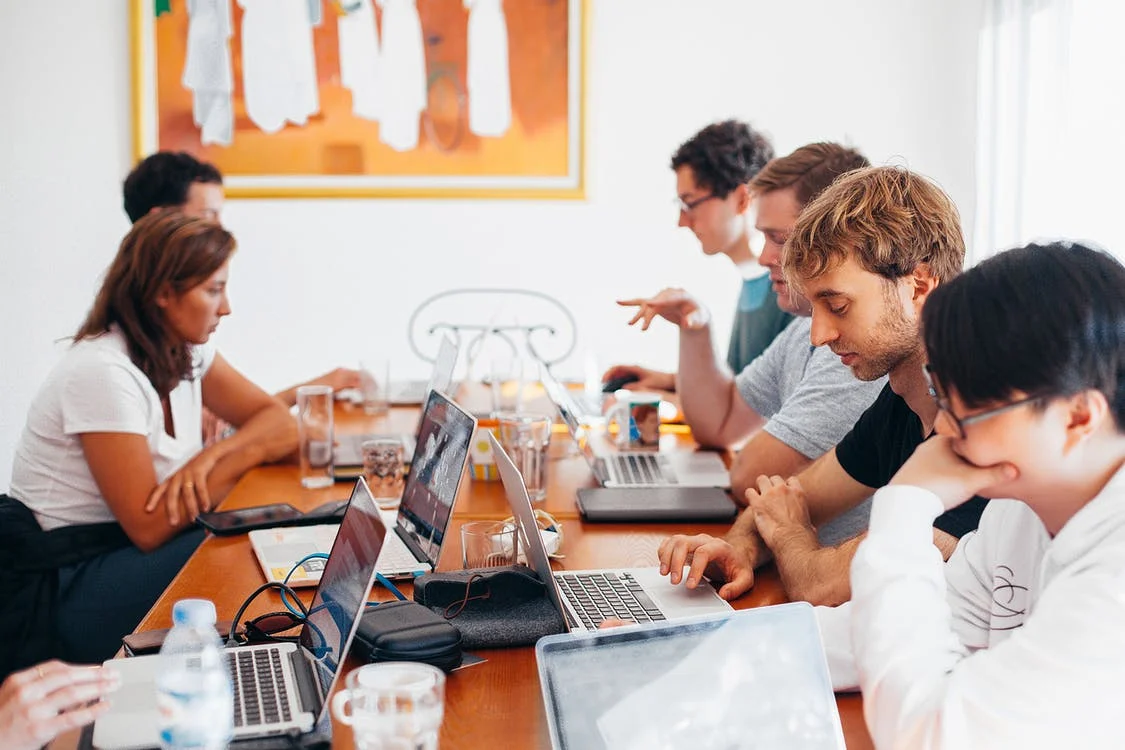 Good Company vs Bad Company Culture [with Examples]