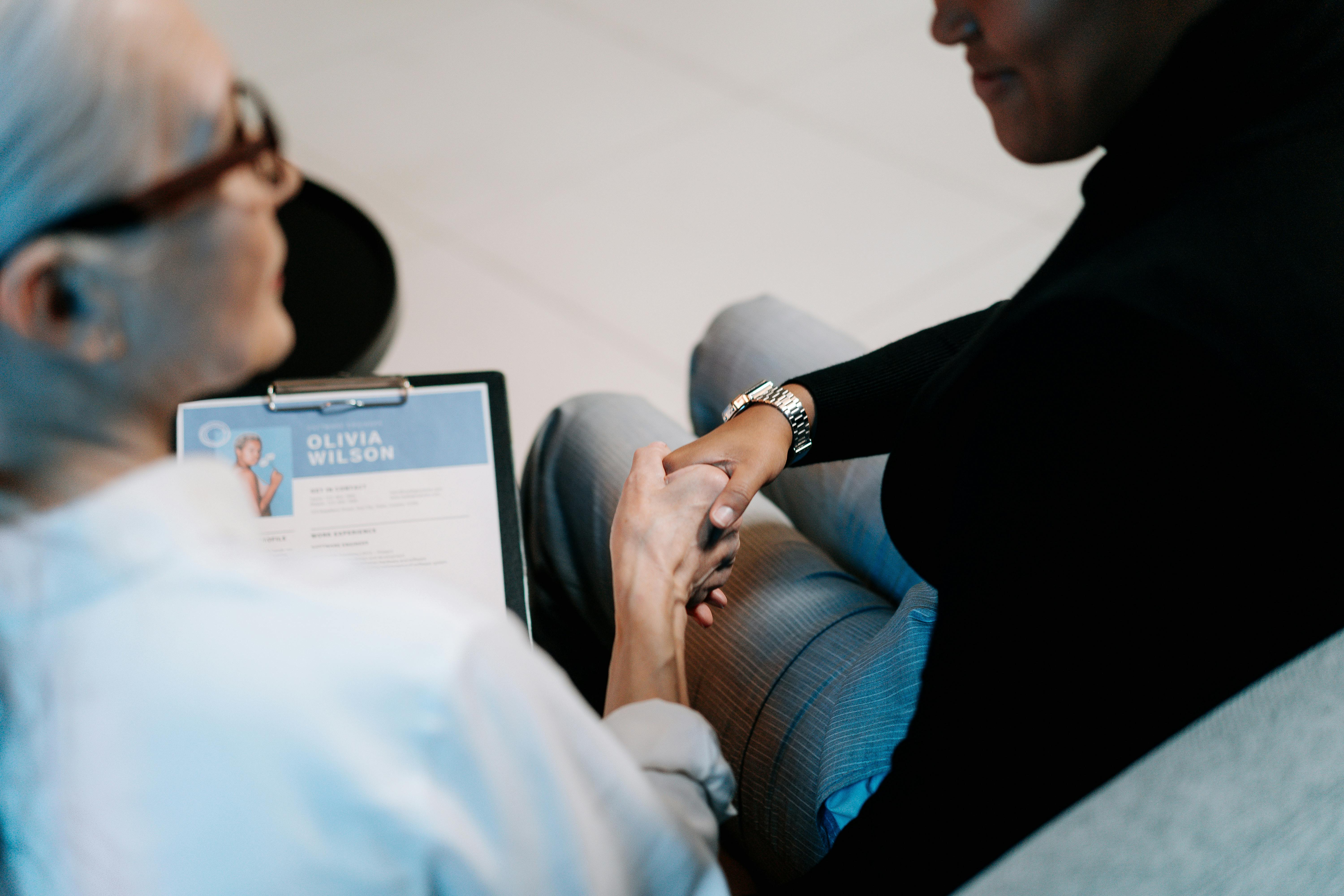 We Tried 5 Lattice Alternatives For Employee Engagement and Recognition