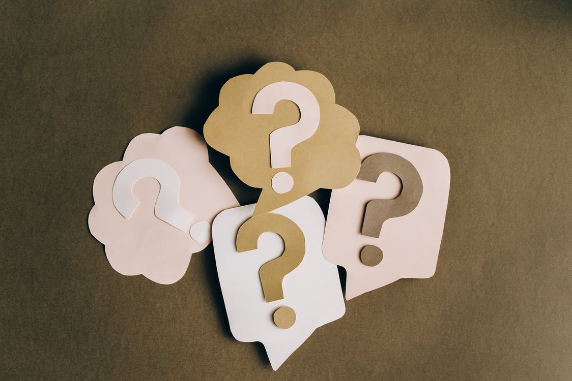 70 Best Questions To Ask Leaders in 2025