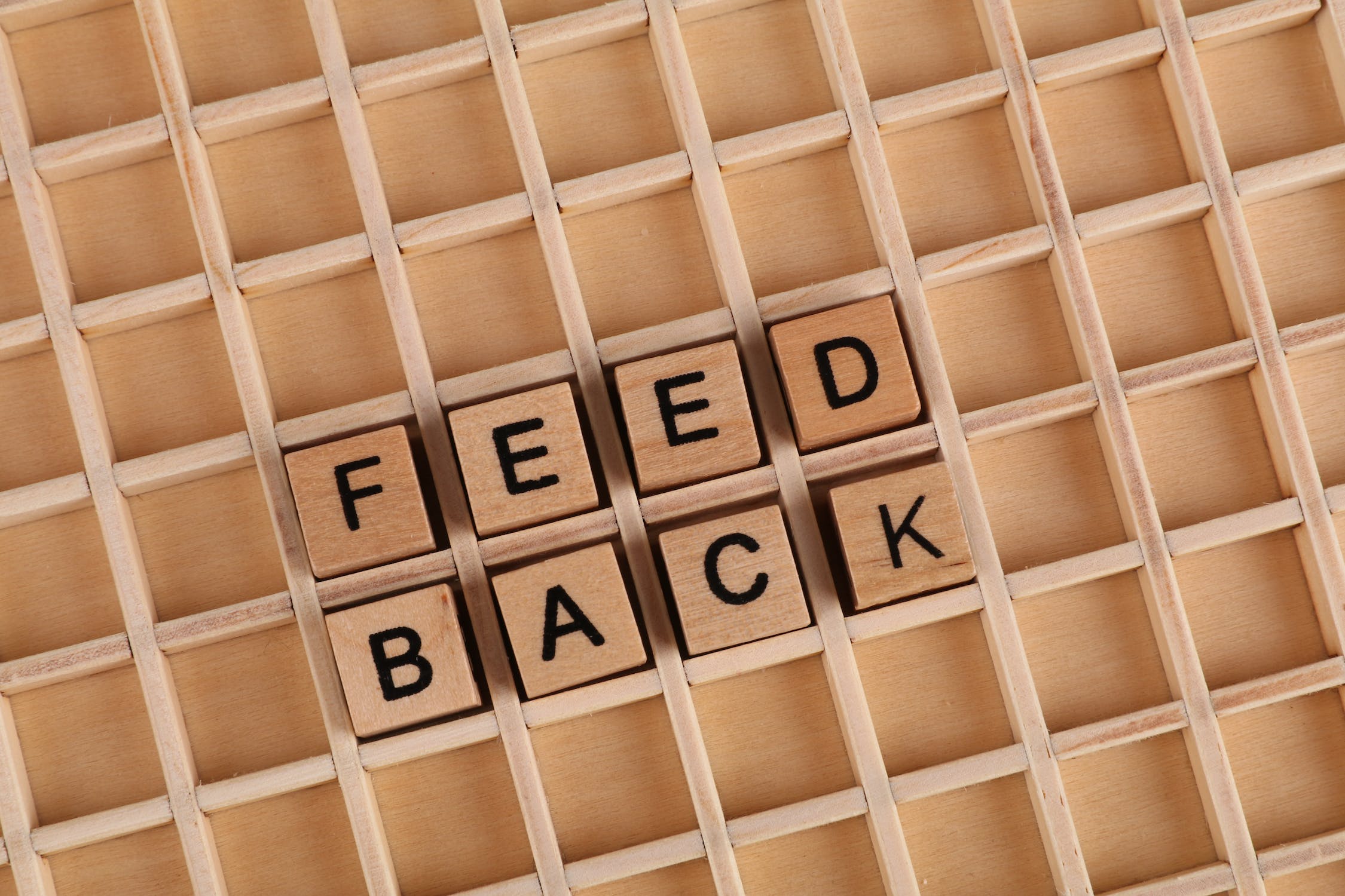 The 3 best anonymous feedback Slack Apps